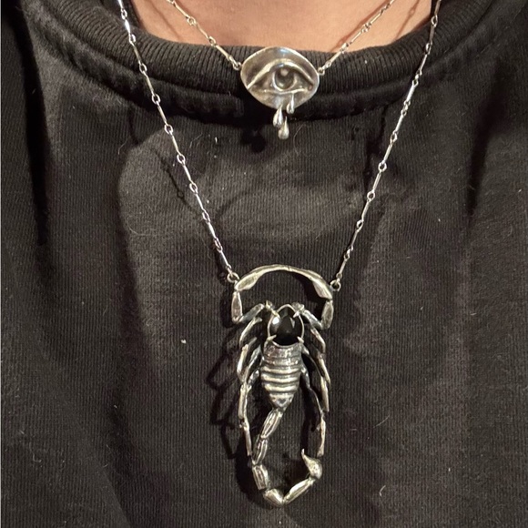 Bloodmilk selket onyx Silver Scorpion Pendant Necklace - Picture 2 of 3